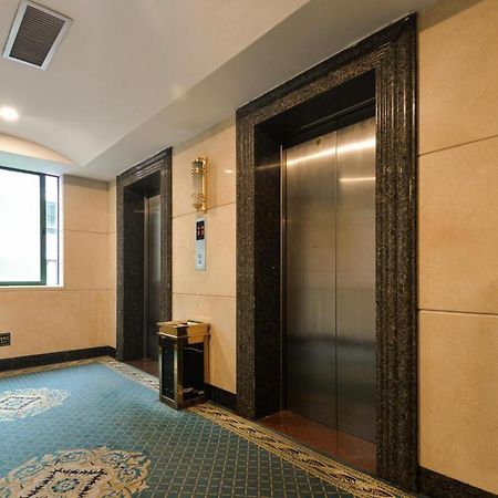 New Pearl River Hotel Гуанчжоу Экстерьер фото
